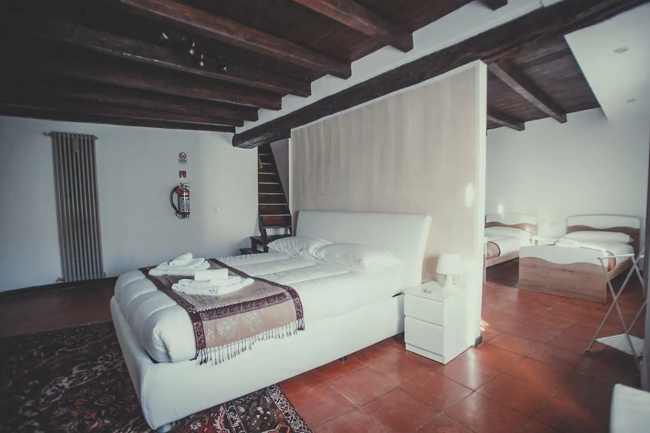 Divino Suite 2.0 Bergamo Italy